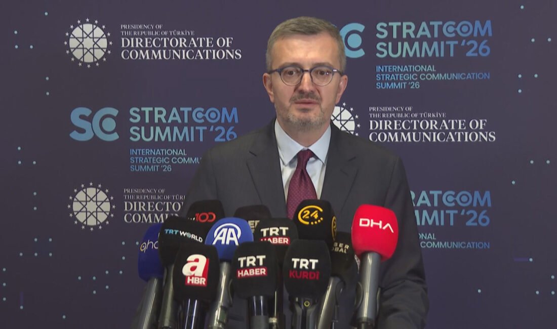 İstanbul- İletişim Başkanı Duran: Bizim baktığımız yerde savaş ve çatışma istemiyoruz Gülseren KARAPINAR / İSTANBUL, (DHA)- STRATCOM SUMMIT Zirvesi'nde gazetecilerin sorularını