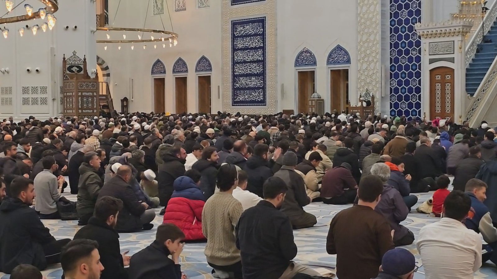 Baran AKKAYA - Mert ORDU/İSTANBUL,(DHA)- İSTANBUL'da Kadir Gecesi'ni idrak etmek