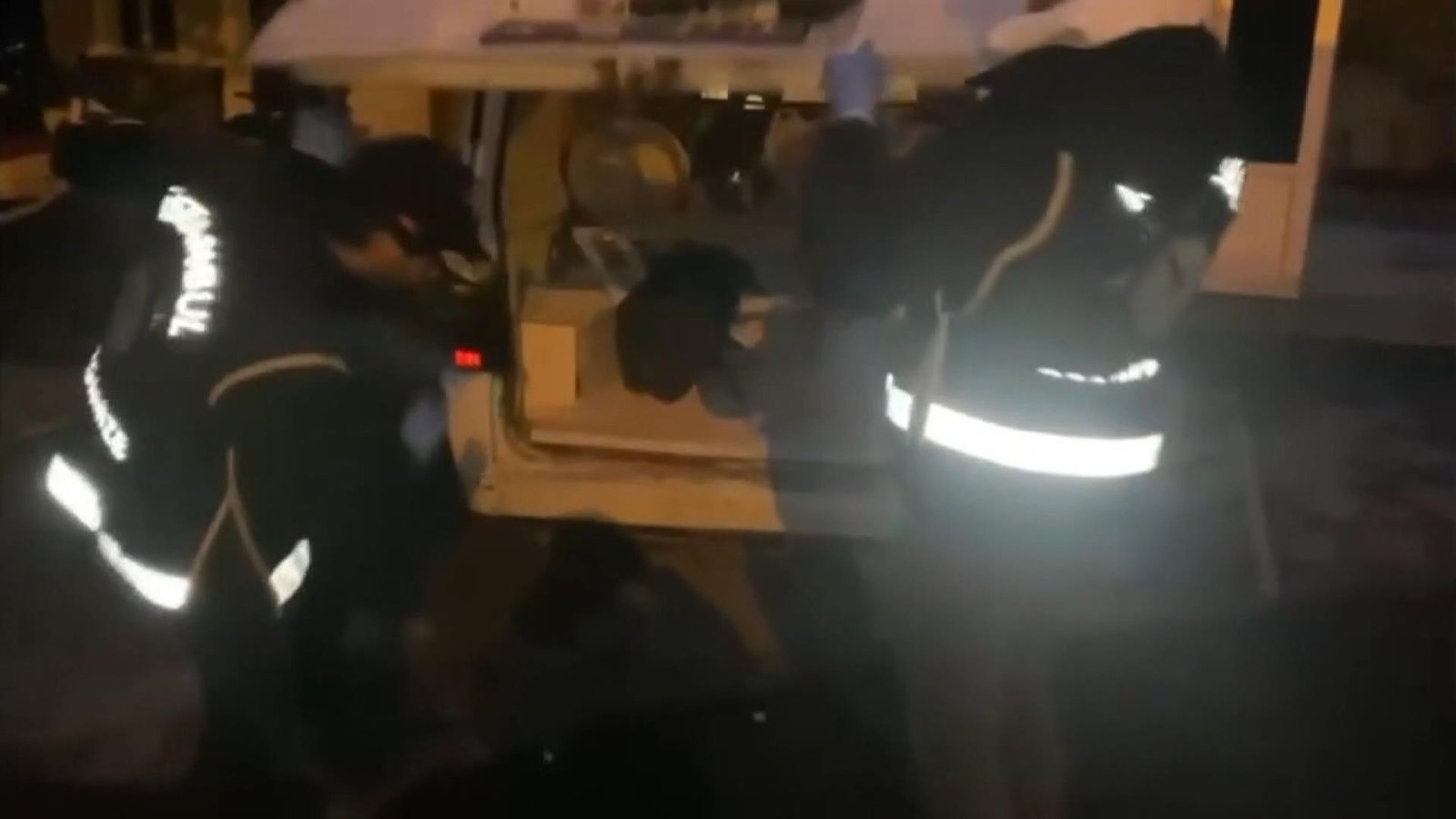 Mehmet Kaan KURT-Derya EVREN KORKMAZ/İSTANBUL,(DHA) -İSTANBUL'da silah kaçakçılığına yönelik düzenlenen