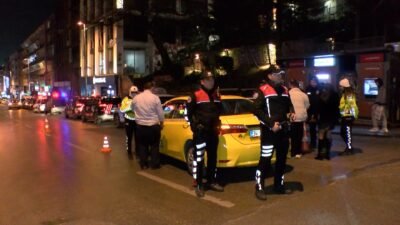 İsa ALMAÇAYIR/İSTANBUL,(DHA)- İSTANBUL'da polis ekipleri il genelinde eş zamanlı olarak