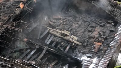 Doğan Can CESUR / İSTANBUL, (DHA) - KAĞITHANE'de gecekonduda henüz