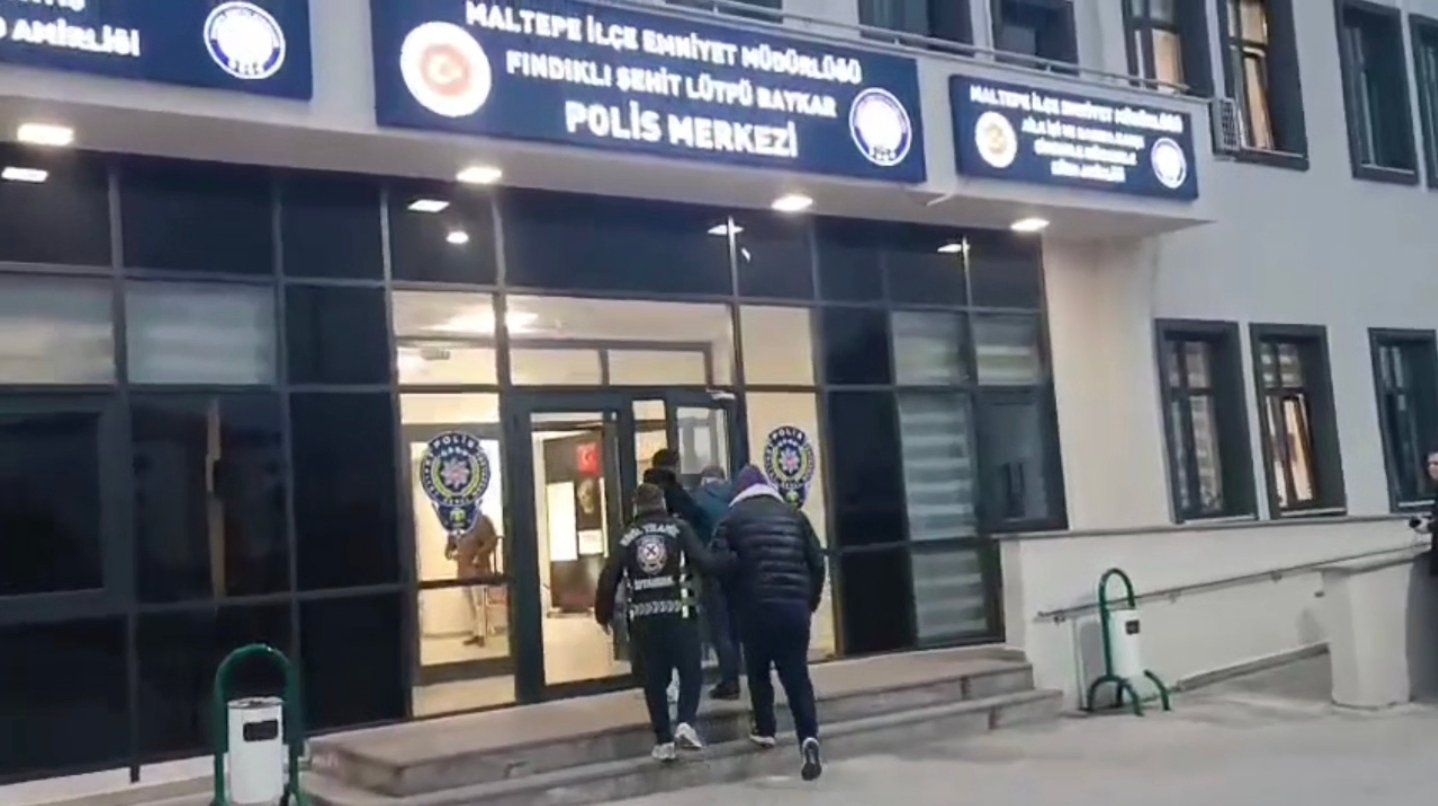 Mert ORDU / İİSTANBUL (DHA) - Maltepe'de trafikte tartıştıkları belirlenen