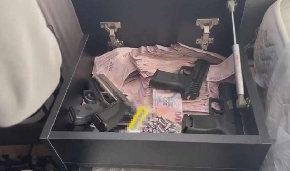 İSTANBUL (DHA)- Maltepe'de polis ekipleri tarafından düzenlenen uyuşturucu operasyonunda, satışa