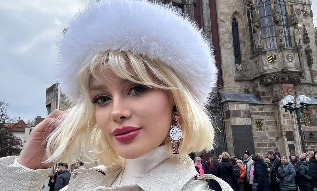 İSTANBUL (DHA) KAĞITHANE'de moda tasarımcısı ve sanal medya ünlüsü Ayşegül