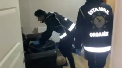 Murat SOLAK / İSTANBUL, (DHA) -PENDİK'te silah ticareti yaptığı tespit