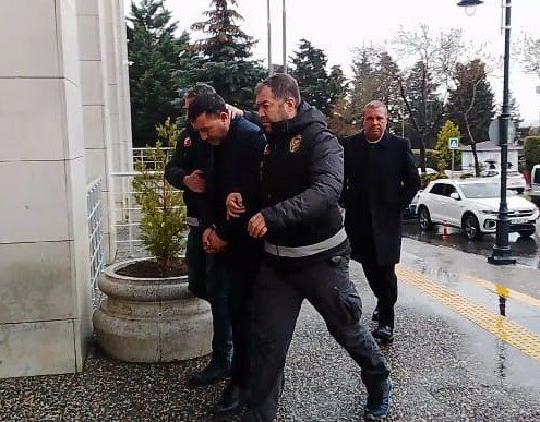 Uğur Samet AVCI/İSTANBUL, (DHA)- SİLİVRİ’de ehliyet sınavını geçemeyen sürücü adayı,