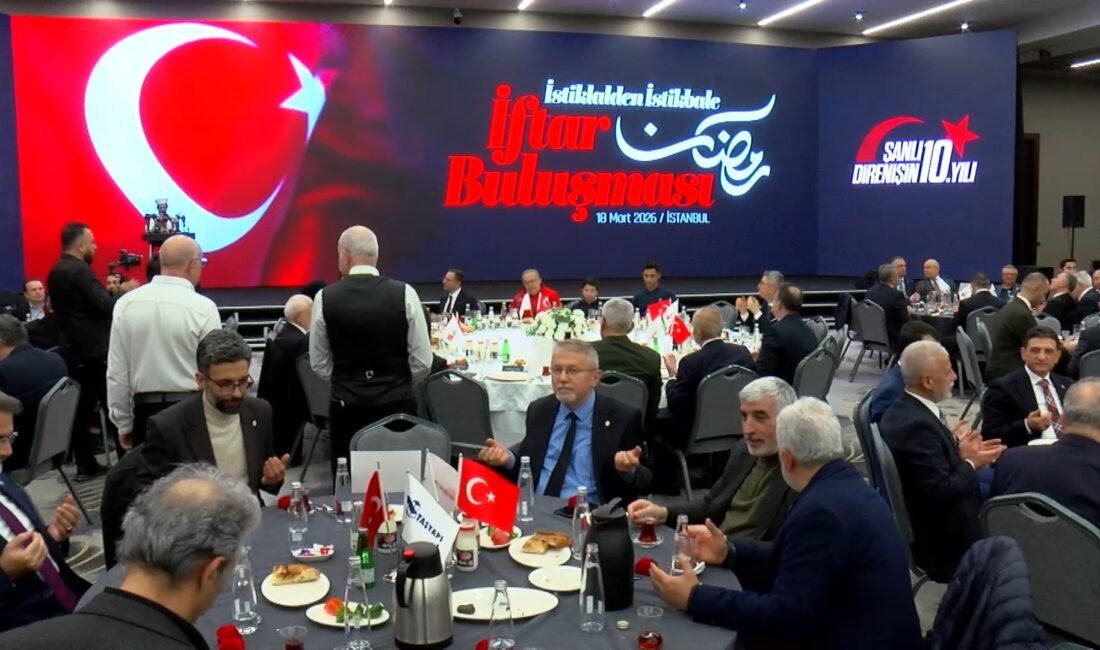 İstanbul – Şişli’de ‘İstiklalden İstikbale İftar Buluşması’ programı düzenlendi Canan İLARSLAN – Feridun AÇIKGÖZ / İSTANBUL, (DHA)- 15 TEMMUZ