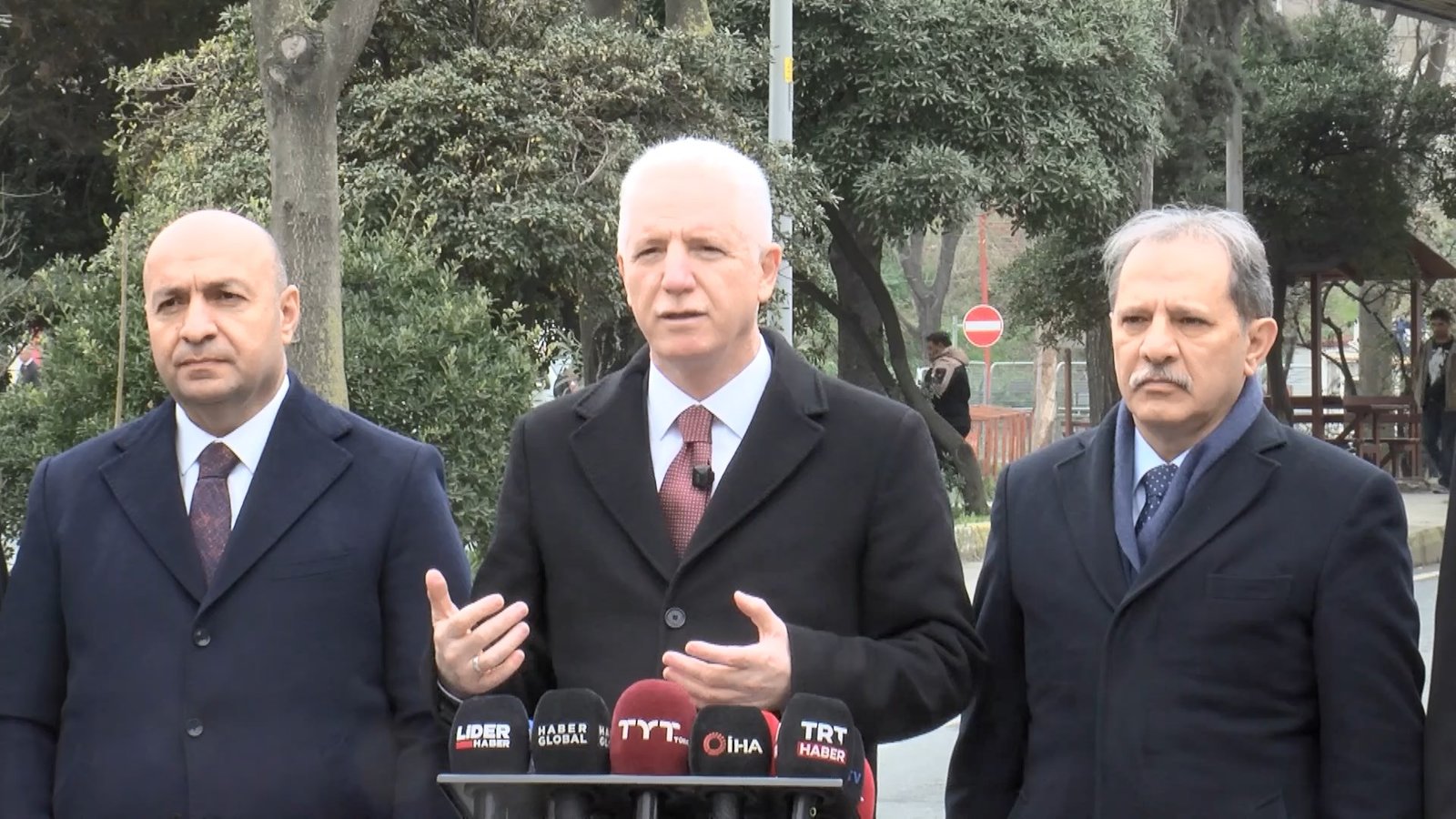 Emre KURT / İSTANBUL, (DHA)- İSTANBUL Valisi Davut Gül, Ramazan