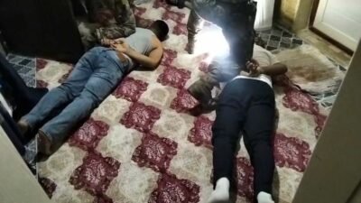 Tolga TAHÇI/ İZMİR, (DHA)- İZMİR’in Menemen ilçesinde bir araca ve