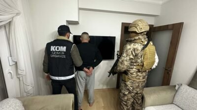 Kadir ÖZEN/İZMİR, (DHA)- İZMİR'de, 'Genç Osman Çetesi' olarak bilinen suç