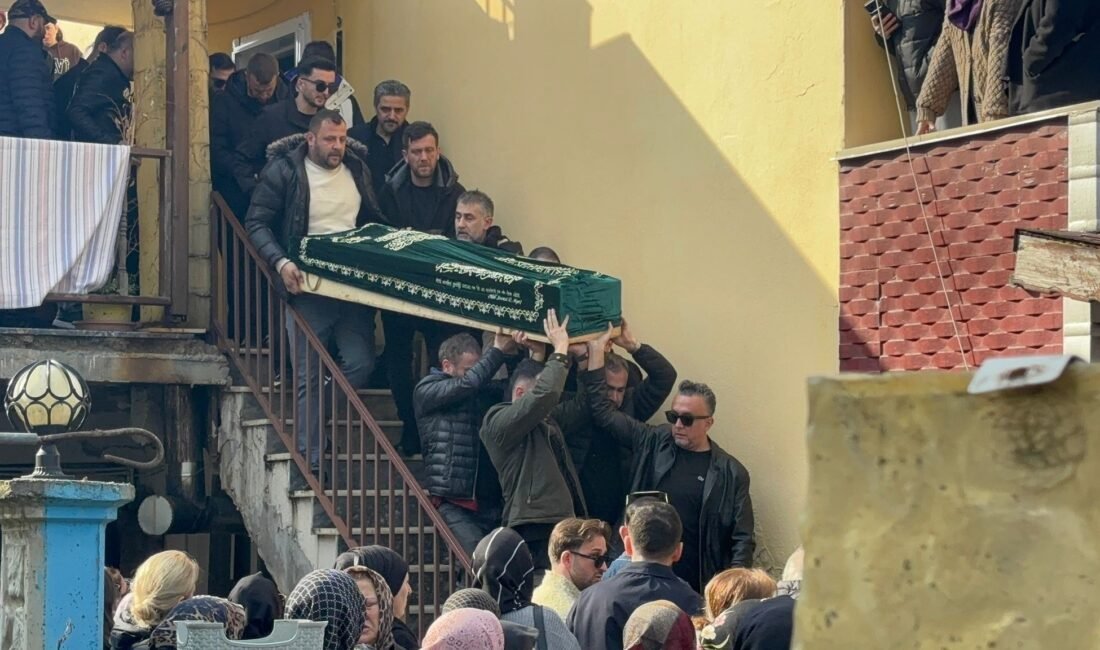 TOPRAĞA VERİLDİ Kocaeli'nin İzmit ilçesindeki eğlence mekanına düzenlenen silahlı saldırıda