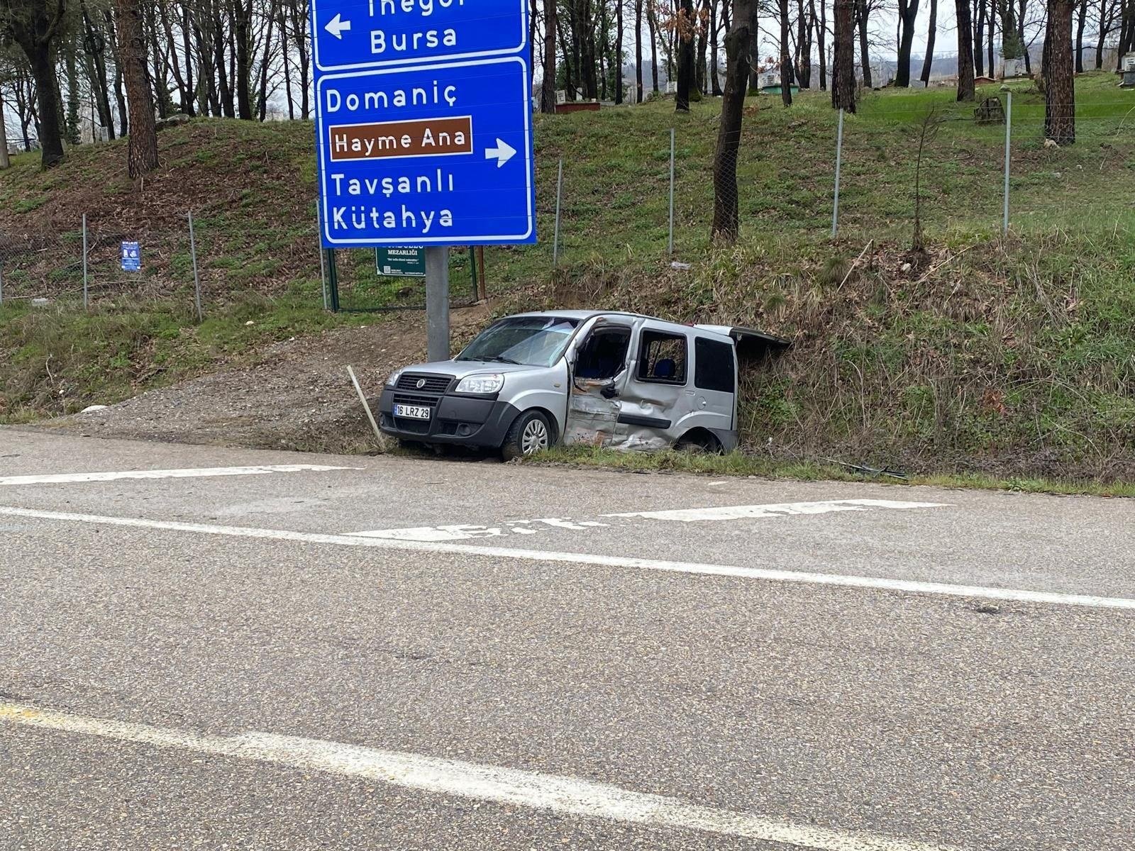 Yavuz YILMAZ/İNEGÖL (Bursa), (DHA)- BURSA’nın İnegöl ilçesinde kamyonet ile hafif