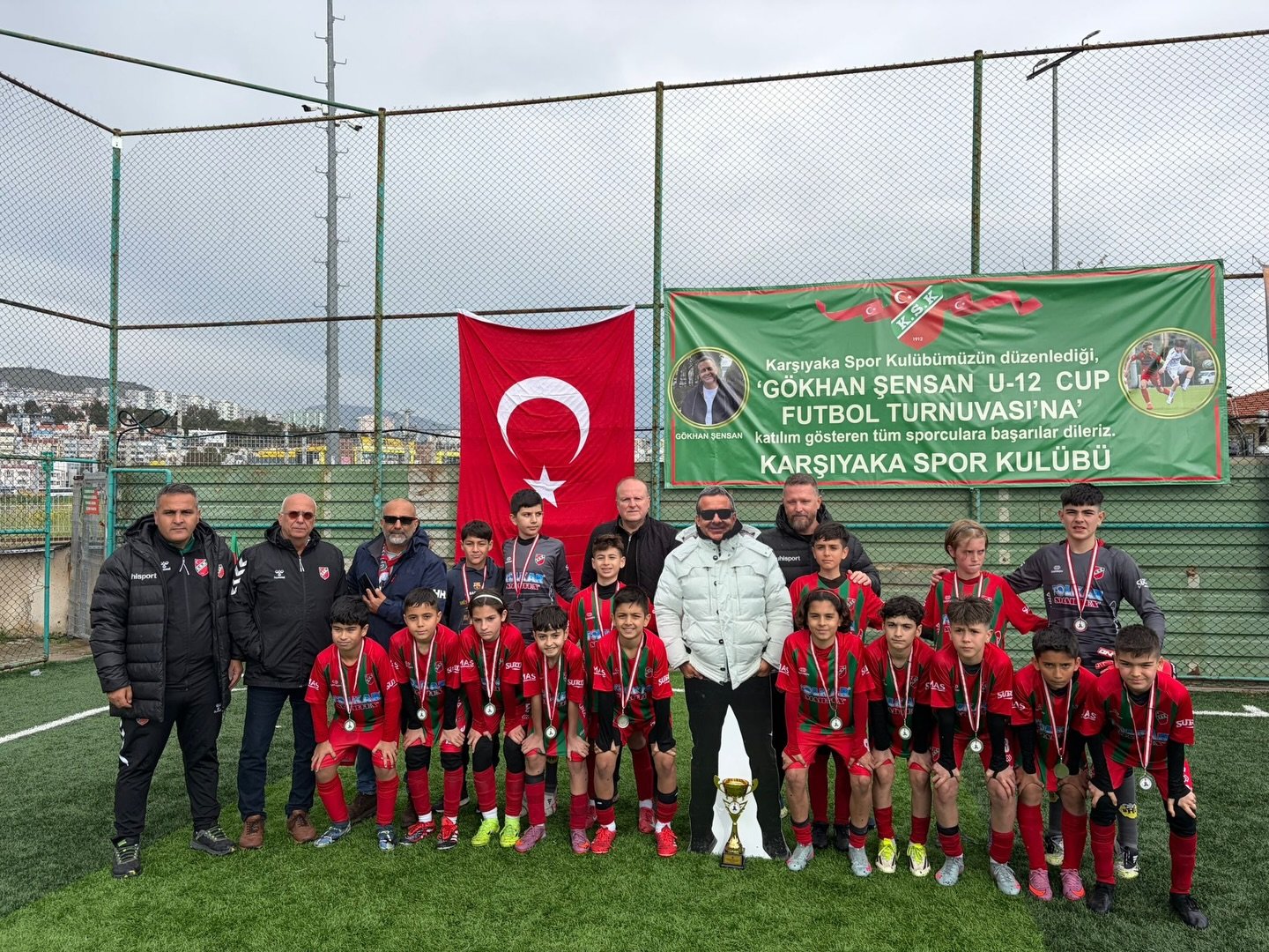 İZMİR, (DHA)- KARŞIYAKA Spor Kulübü'nün futbol altyapı şubesinin efsane isimlerinden