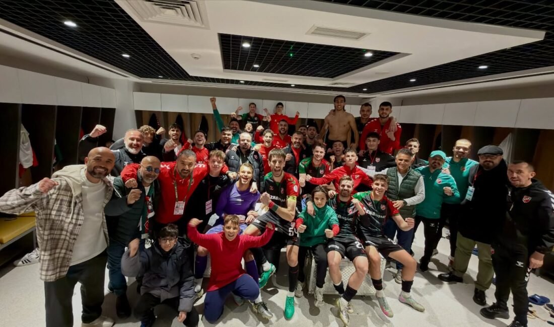 Ergin KARATAŞ / İZMİR, (DHA)- 3'üncü Lig 4'üncü Grup'ta bu