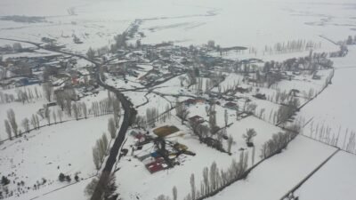 Volkan KARABAĞ/KARS, (DHA)- KARS’ın Arpaçay ilçesinde etkili olan yoğun yağış