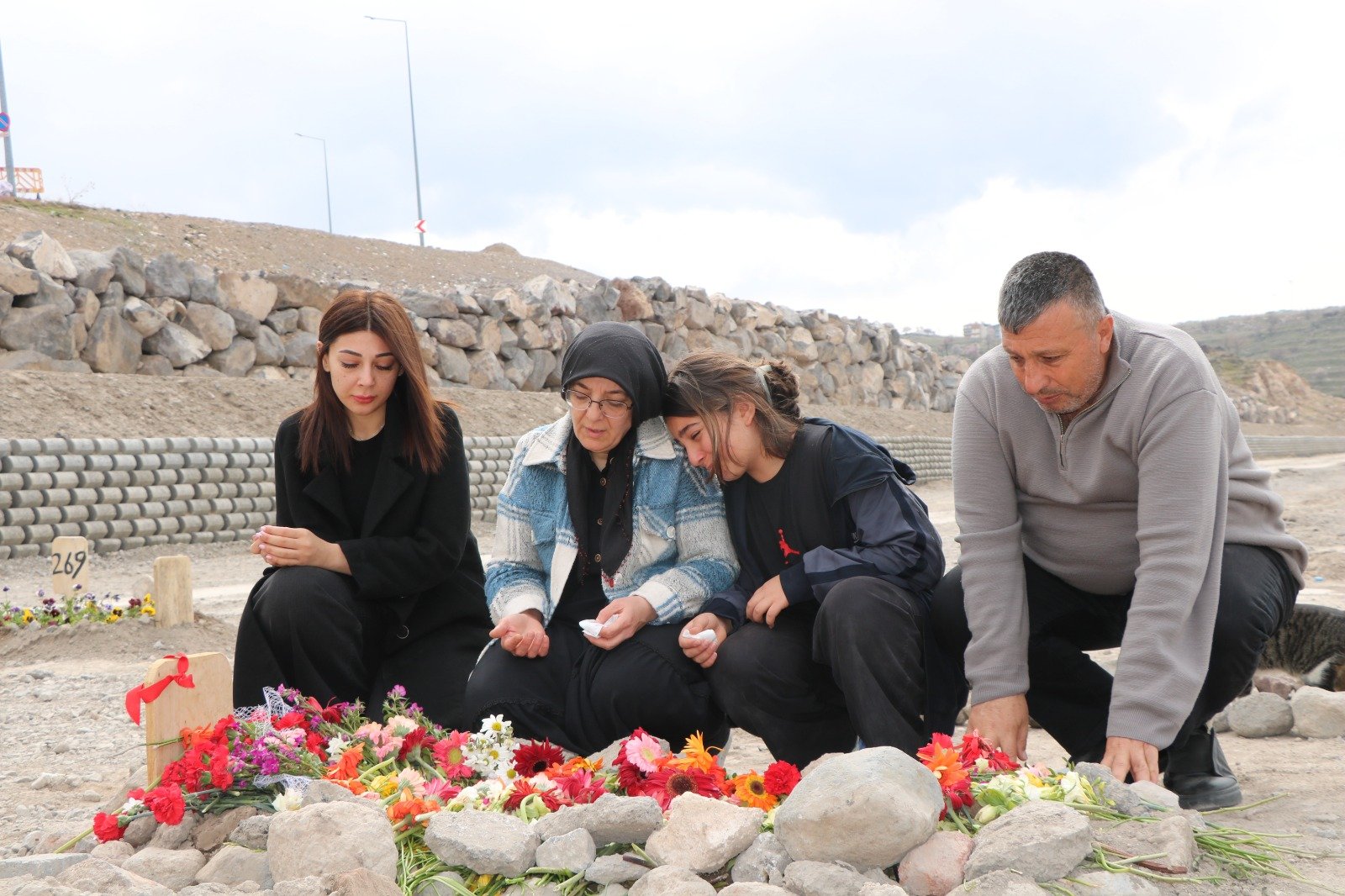 Samed Aydın SUN/KAYSERİ, (DHA)- KAYSERİ’de alkollü sürücünün kullandığı otomobilin motosikletine