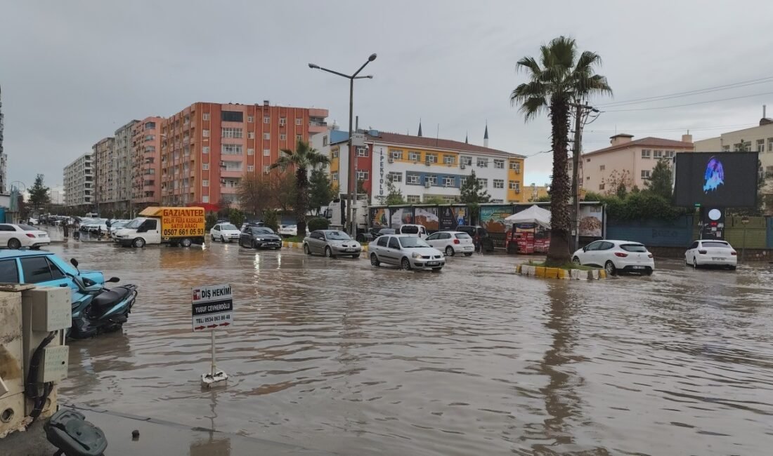 Salih KESKİN/KIZILTEPE (Mardin), (DHA)- MARDİN’in Kızıltepe ilçesinde etkili olan sağanak
