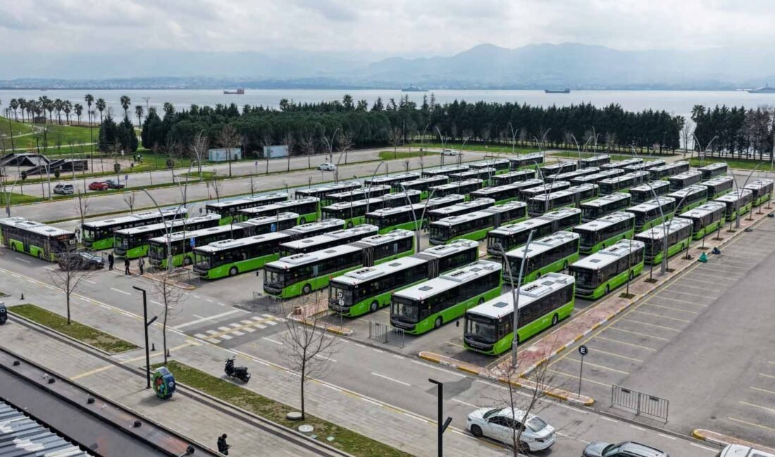 Kocaeli Büyükşehir Belediyesi, filosuna 4 ayda 123 otobüs dahil etti KOCAELİ, (DHA)- KOCAELİ Büyükşehir Belediyesi, öz kaynakları ile aldığı 55
