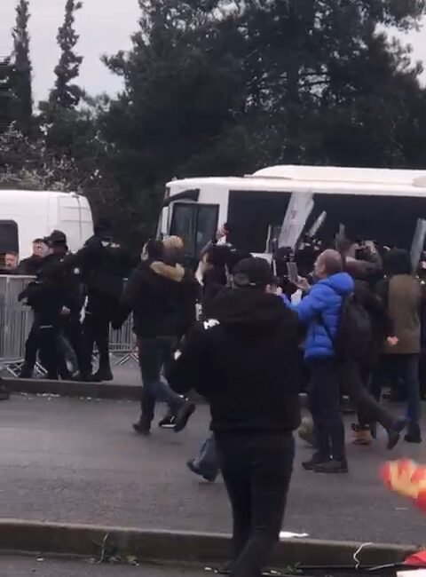 Kocaeli’de nevruz kutlamalarında 8 kişi gözaltına alındı Erol POLAT/DARICA (Kocaeli), (DHA)- KOCAELİ’nin Darıca ilçesinde Nevruz kutlamalarında bir