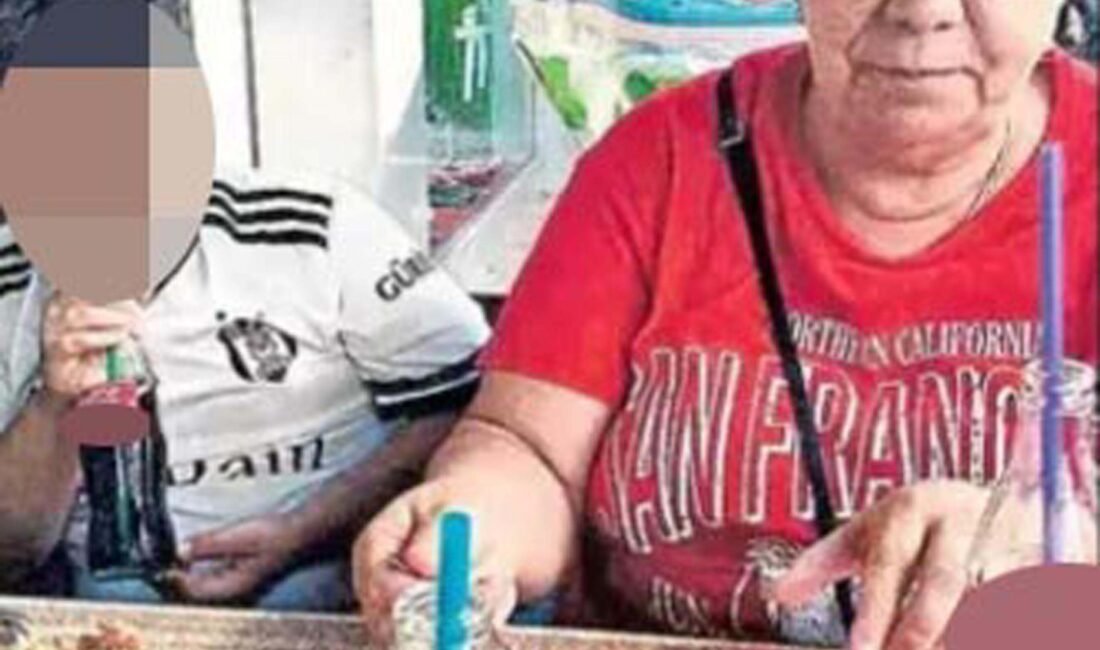 Tolga TAHÇI/İZMİR,(DHA)-İZMİR'in Buca ilçesinde Servet Polat'ın (60) kumpir yedikten 2