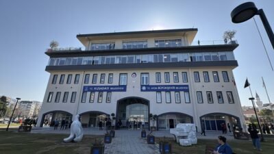 Melek FIRAT/KUŞADASI (Aydın), (DHA)-İSTANBUL Cumhuriyet Başsavcılığı'nca 'rüşvet' ve 'irtikap' kabahatlerine