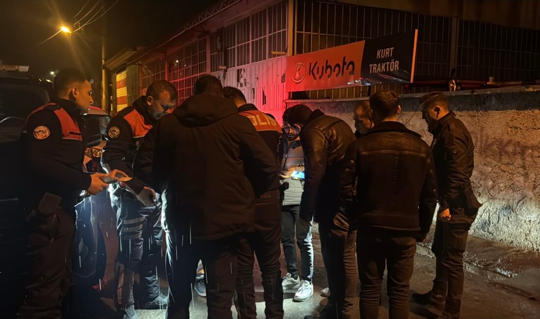 Oğuzhan KILIÇ/ KÜTAHYA, (DHA)- KÜTAHYA’da iki grup arasında alacak- verecek