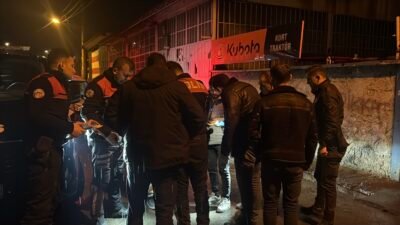 Oğuzhan KILIÇ/ KÜTAHYA, (DHA)- KÜTAHYA’da iki grup arasında alacak- verecek