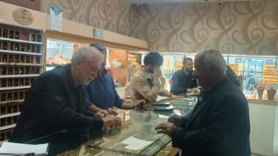 Kadir ÇELİK/İSLAHİYE (Gaziantep), (DHA)- GAZİANTEP'in İslahiye ilçesinde Ali Şen (67),