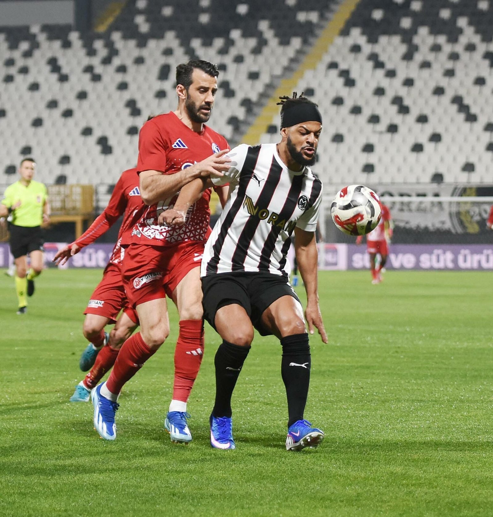 MANİSA, (DHA)- 1'inci Lig'de son olarak deplasmanda Amed Sportif Faaliyetler'e