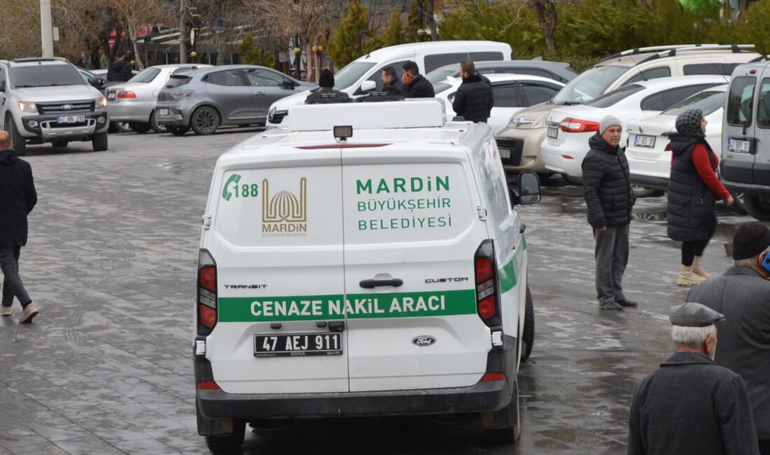 Mardin’de otomobilin çarptığı yaya öldü Salih KESKİN/YEŞİLLİ (Mardin), (DHA)- MARDİN’in Yeşilli ilçesinde yolun karşısına geçerken