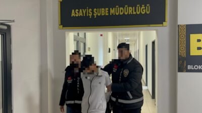 TUTUKLANDI Kocaeli’nin Körfez ilçesinde, markette çıkıp dışarı taşan kavgada Deniz