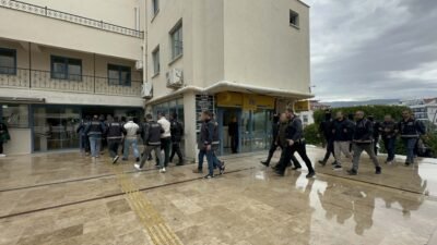 Yaren ÖZDEMİR/MARMARİS (Muğla), (DHA)- MUĞLA'nın Marmaris Belediyesi'nde imar ile ruhsat