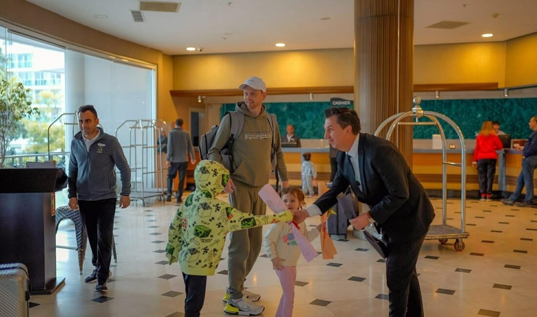 Cavit AKGÜN/MUĞLA, (DHA)-MUĞLA’nın Marmaris ilçesinde 2026 turizm sezonu, İngiltere’den gelen