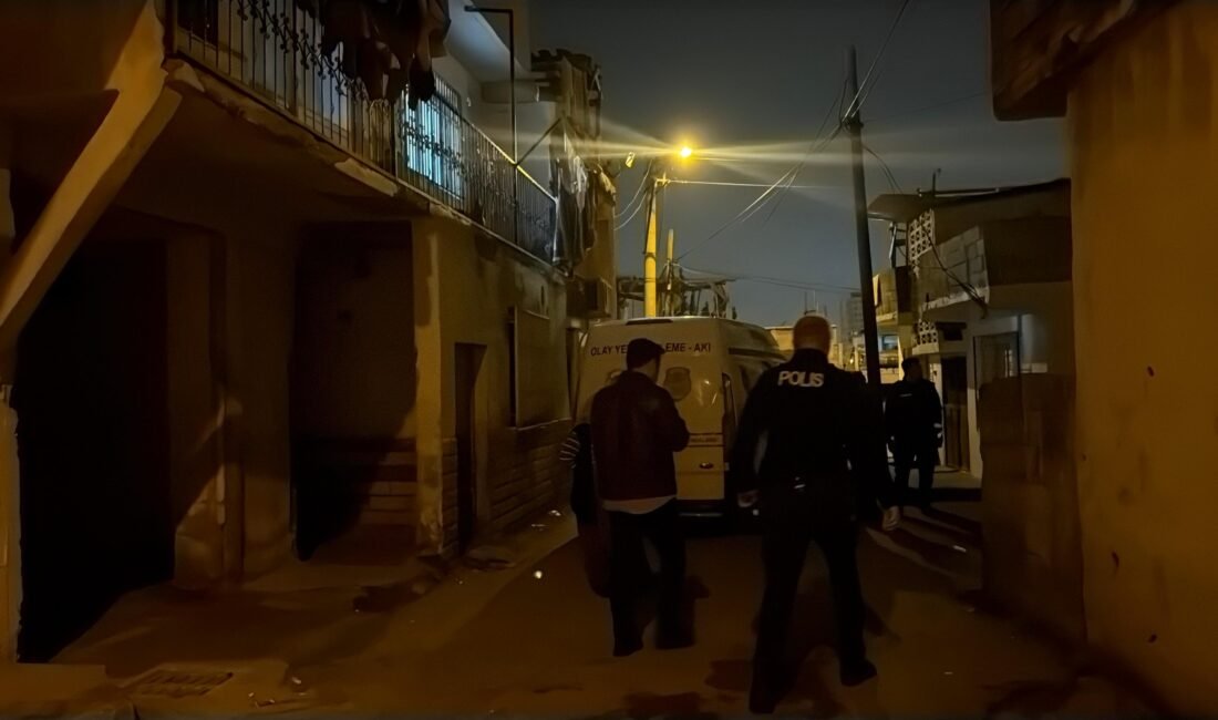 Soner AYDIN/MERSİN, (DHA)- MERSİN'de yoldan geçen Nur Almuhammet'in (18) öldüğü