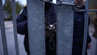 Kadir KAYA/AYVALIK,(Balıkesir),(DHA)-YUNANİSTAN’ın Midilli Adası’nda şap hastalığı nedeniyle hükümetin kararlarını protesto
