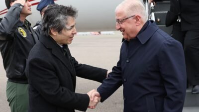 BİRLEŞİK KRALLIK, (DHA) - MİLLİ Savunma Bakanı Yaşar Güler, resmi