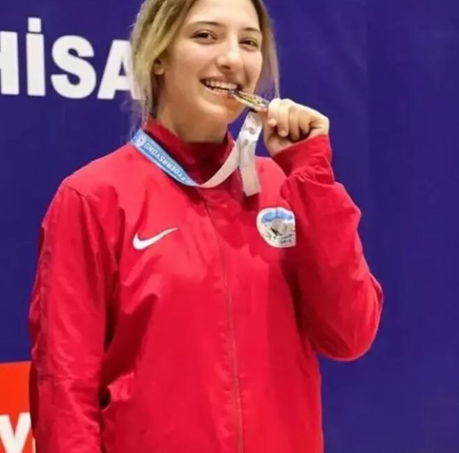 Milli sporcu Buket’in öldüğü kazada alkollü sürücüye 3 yıl 10 ay hapsin gerekçesi açıklandı Samed Aydın SUN/KAYSERİ, (DHA)- KAYSERİ'de, Wushu Kung Fu Avrupa Şampiyonu