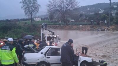 Fırat AKAY/BODRUM(Muğla),(DHA)-MUĞLA’nın Milas ilçesinde, sağanak sonrası sel sularına kapılarak sürüklenen