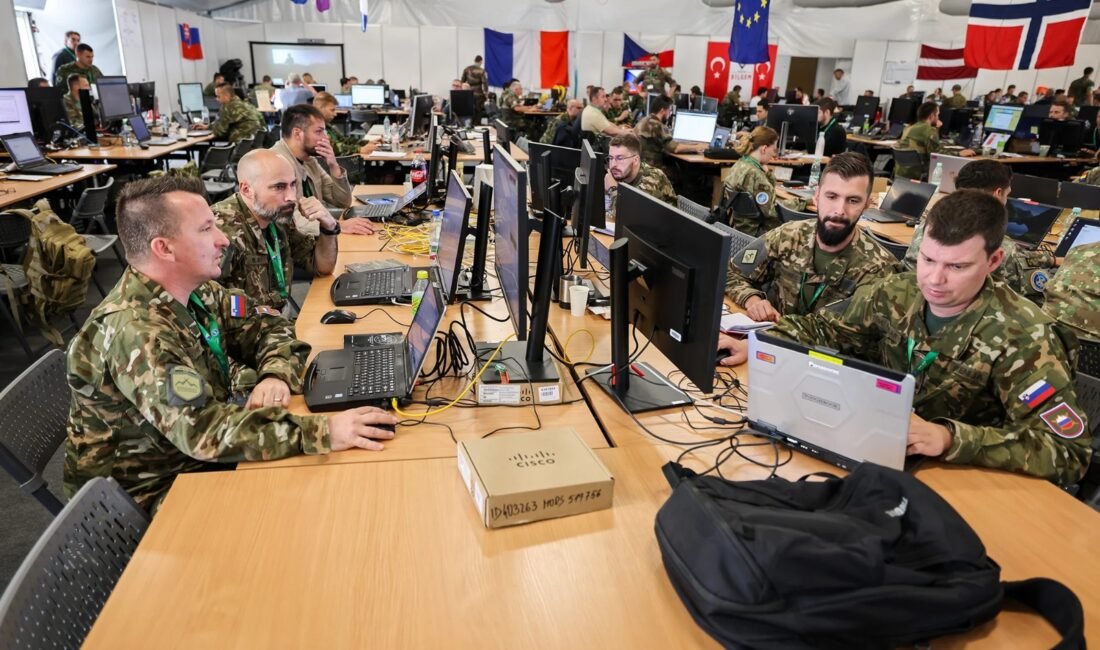 NATO’nun dijital sistemi, Türk mühendislere emanet Ruken KADIOĞLU/ANKARA, (DHA)- SAVUNMA sanayinde ileri teknolojiler geliştiren STM Savunma