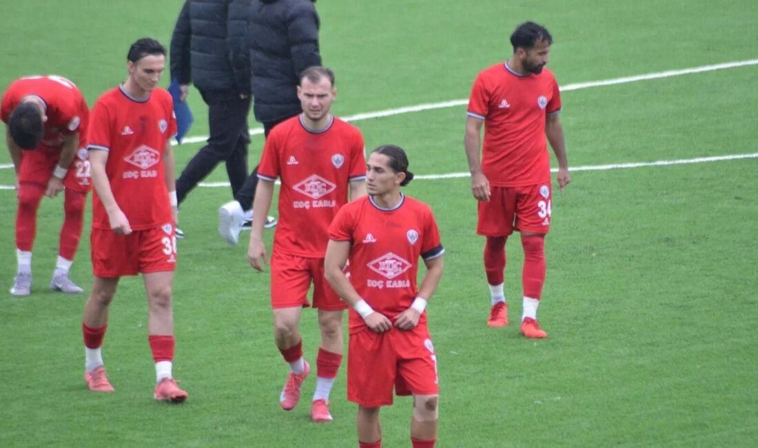 NAZİLLİ, (DHA)- 3'üncü Lig 4'üncü Grup'ta sezon başından beri galibiyetsiz