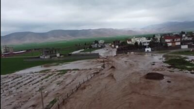 SU ALTINDAKİ MAHALLE HAVADAN GÖRÜNTÜLENDİ Mardin’in Nusaybin ilçesinde etkili olan