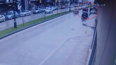 Yavuz YILMAZ/İNEGÖL, (Bursa), (DHA)- BURSA’nın İnegöl ilçesinde, otomobille çarpışan motosikletin