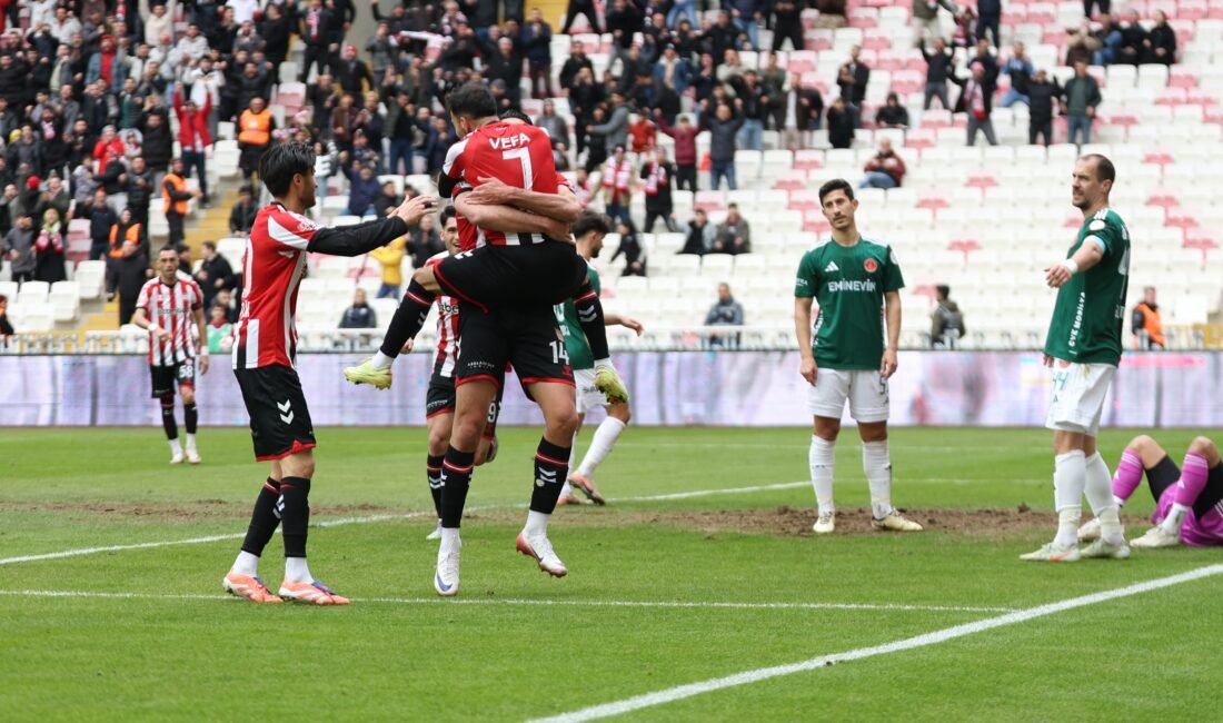 Hüsnü Ümit AVCI/SİVAS, (DHA)- STAT: 4 Eylül HAKEMLER: Direnç Tonusluoğlu,