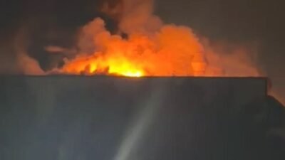 Ardacan UZUN/BAŞİSKELE(Kocaeli),(DHA)- KOCAELİ’nin Başiskele ilçesinde raf imalatı yapılan fabrikada çıkan