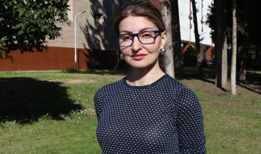 Sabah ciğer, öğle kebap, gece şırdan yiyen Adanalılara ‘obezite’ uyarısı Gülşah ATICI-Eser PAZARBAŞI/ADANA, (DHA)- ADANA Çukurova Üniversitesi (ÇÜ) Tıp Fakültesi'nden