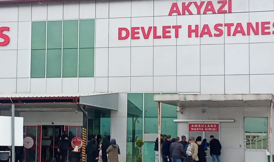Sakarya’da akrabalar arası silahlı kavga: 2 yaralı Serhat YILMAZ/AKYAZI(Sakarya), (DHA) - SAKARYA’nın Akyazı ilçesinde, akrabalar arasında çıkan