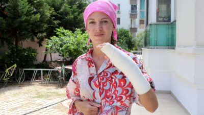 İrem BAŞDAŞ/ANTALYA, (DHA)- ANTALYA'da, Ukrayna asıllı eşi Iryna Melnychuk Diğer'i