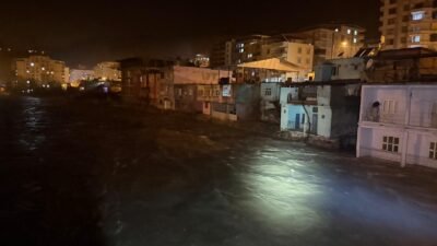 Akif ÖZALP/BAYKAN (Siirt), (DHA)- SİİRT’in Baykan ilçesinde etkili olan yağmur