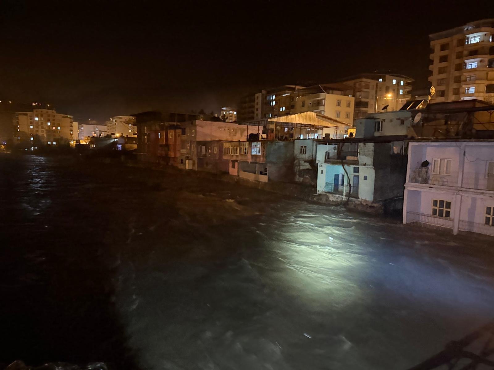 Akif ÖZALP/BAYKAN (Siirt), (DHA)- SİİRT’in Baykan ilçesinde etkili olan yağmur