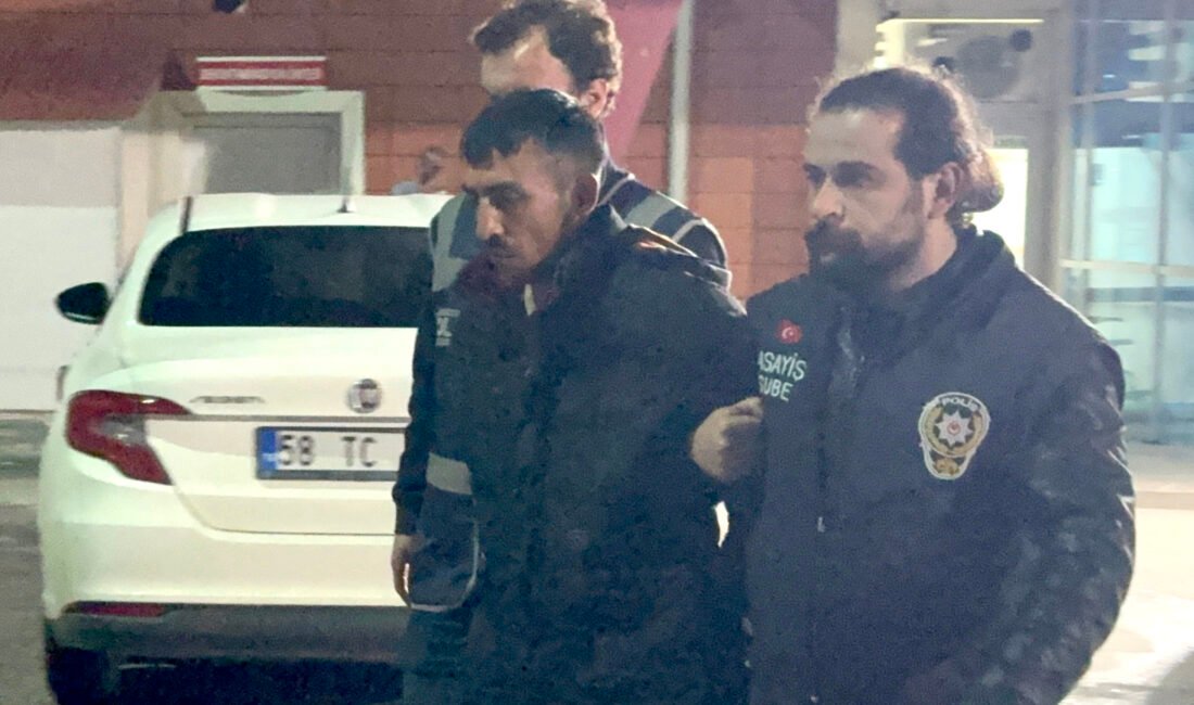 Samed Aydın SUN/KAYSERİ, (DHA)- ANKARA'dan gelip Sivas'ta, evlerinde Umutcan (22)